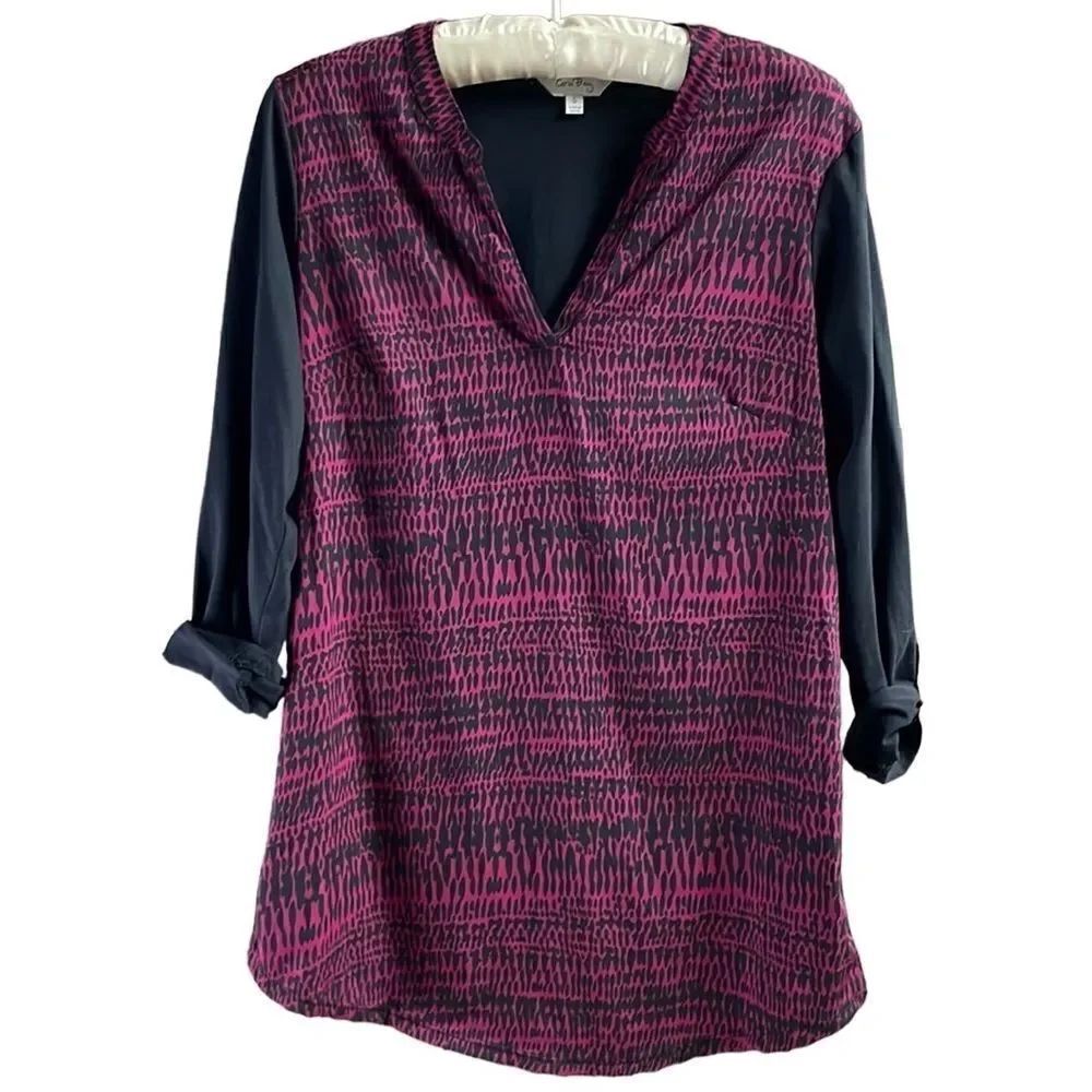 Coral Bay Ladies Vneck Pullover Blouse Top, Suze Small, Dark Red and Black